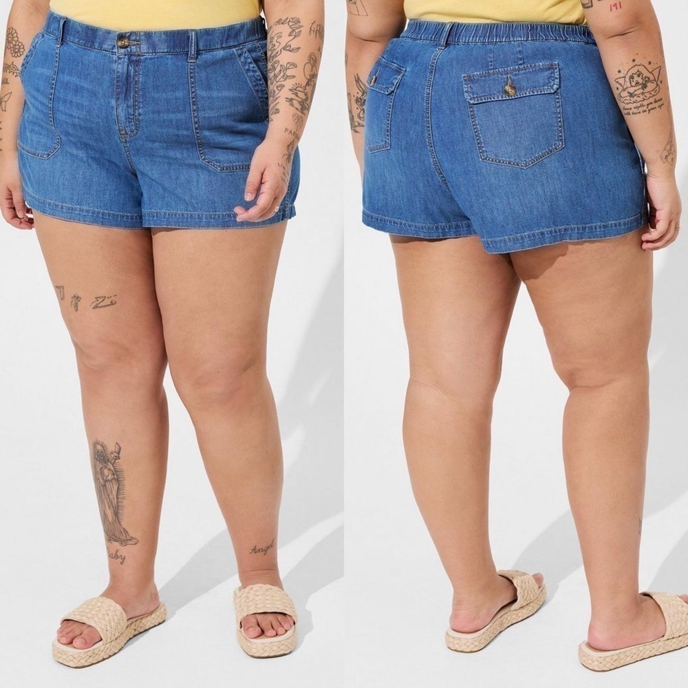 Torrid Medium Wash 3.5" Relaxed Utility Lightweight Mid Rise Shorts